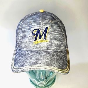 The Milwaukee Brewers Women's Core Classic 9TWENTY New Era Adjustable Cap